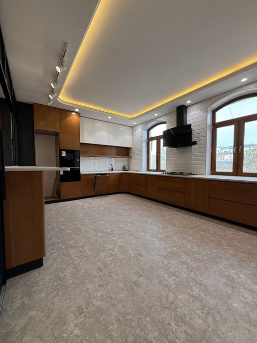 Квартира в Новостройке 4/5/6, 212м², Евроремонт с техникой!