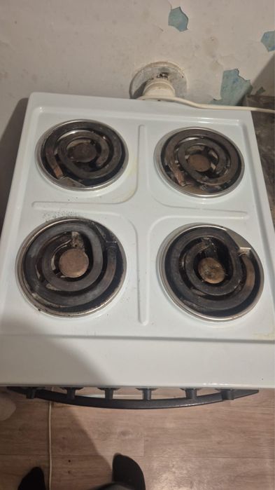 Продам электроплиту