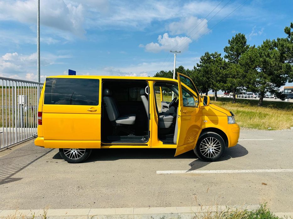 Volkswagen t5 caravelle