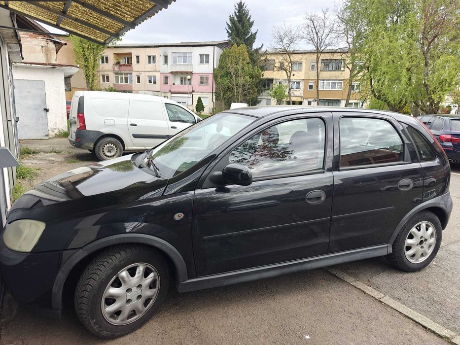 Automobil Opel Corsa, motor 1.2 benzina, an 2002