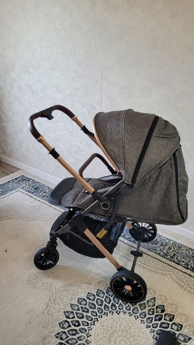 Продам детскую коляску