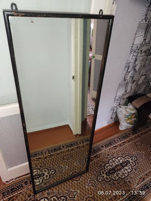 Зеркало продам 147×57 см.