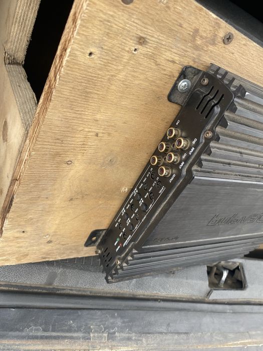 усилитель.