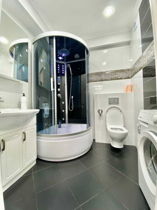 Дава се под наем Двустаен апартамент в Пловдив, Център - 50 кв.м за 372.3 € - Снимка #2