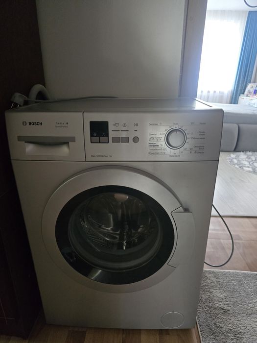 Продам стиральную машину Bosch