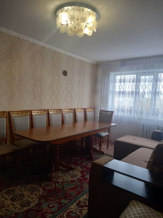 Продам трехкомнатную квартиру