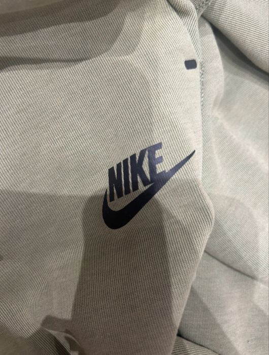 Compleu nike tech