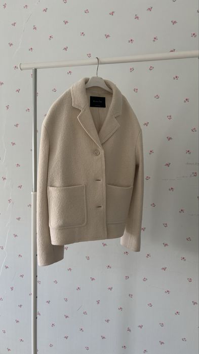 Пальто от бренда massimo dutti