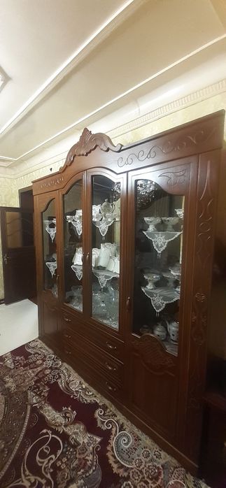 Zudlik bilan stenka sotladi