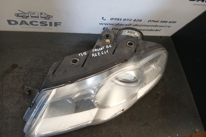 Far stanga 3C0941005AD 3C0941005AD Volkswagen VW Passat B6