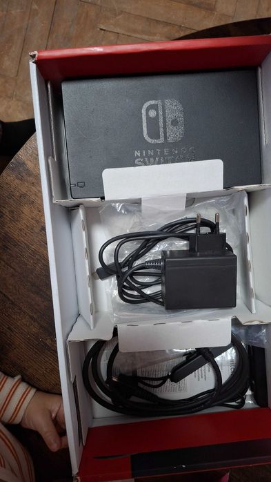 Nintendo switch folosit o data