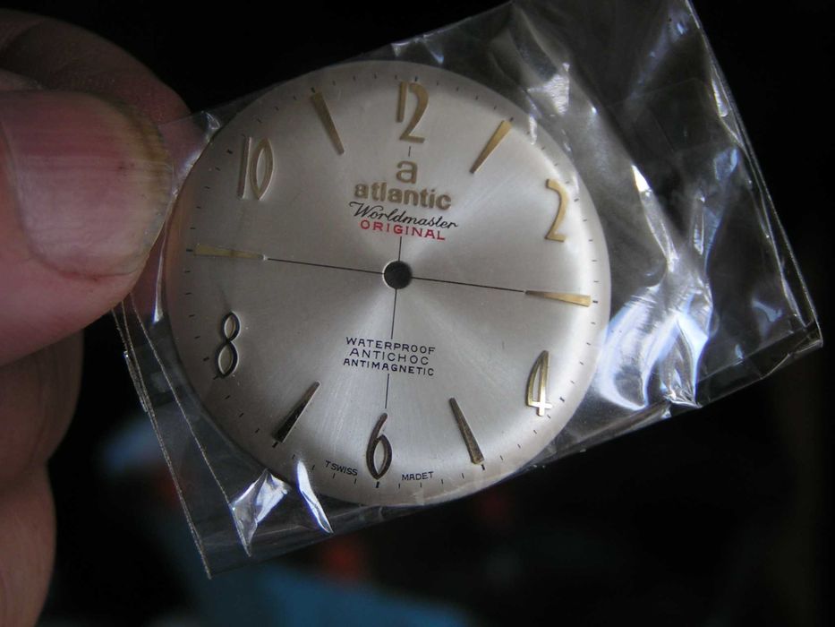 cadran original de ceas Atlantic negru si argintiu