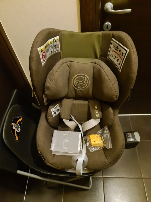 Scaun auto Cybex Sirona Z i-Size Plus pentru copii, 0-4 ani, rotativ, cu baza Z detasabila