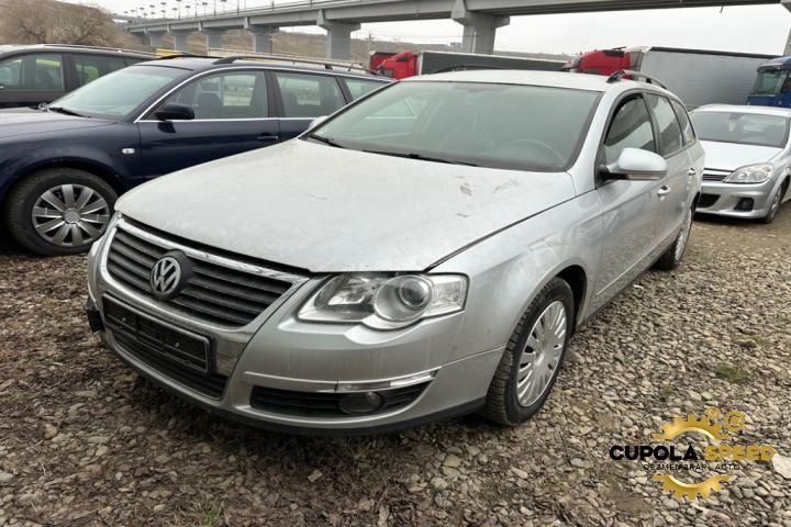 Grila bara fata dreapta Volkswagen VW Passat B6 [2005 - 2010]