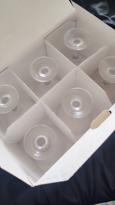 Бокалы под мартини