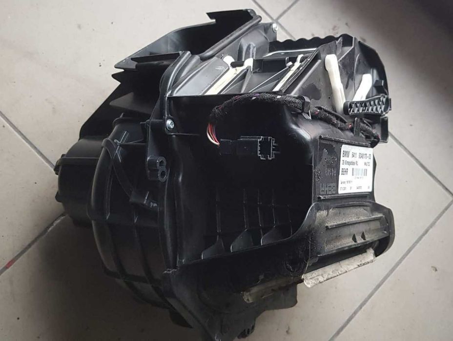 Aeroterma Panou clima Releu rezistenta BMW F10 E83 F30 E70 E90 E60