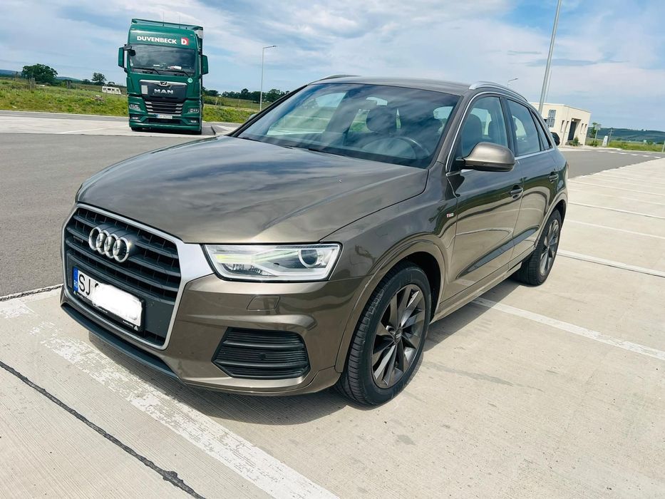 Audi Q3 Sportback Se vinde Audi Q3 2.0 TDI Quattro S-Tronic Sport, an 2016