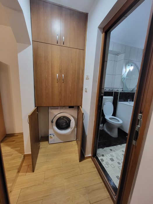 Inchiriez apartament 2 camere