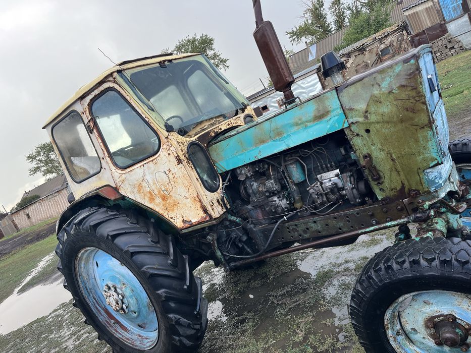 Продам трактор юмз-6