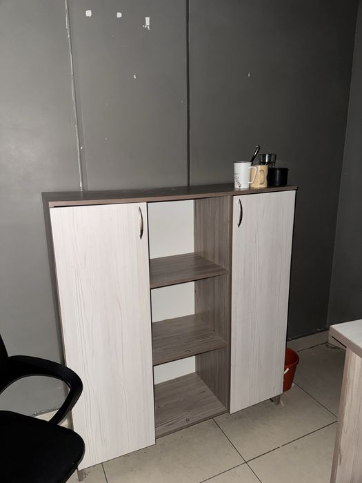 Продам Мебель в офис