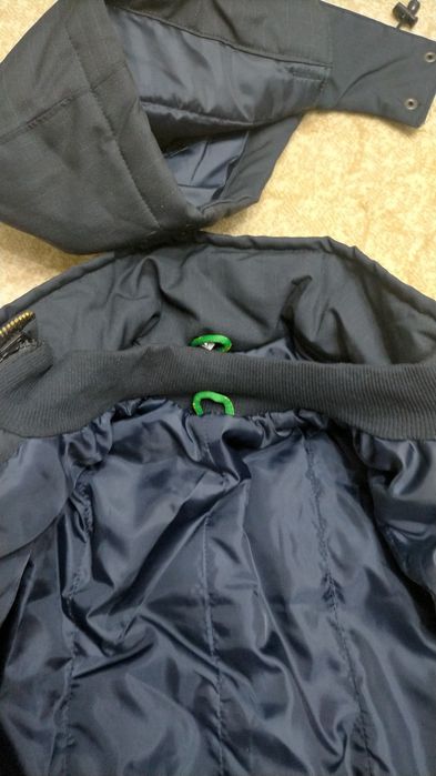 Продам два  комплекта зимней спецодежды..