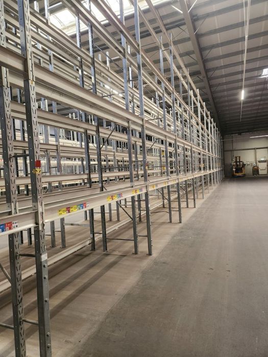 rafturii pentru paleti