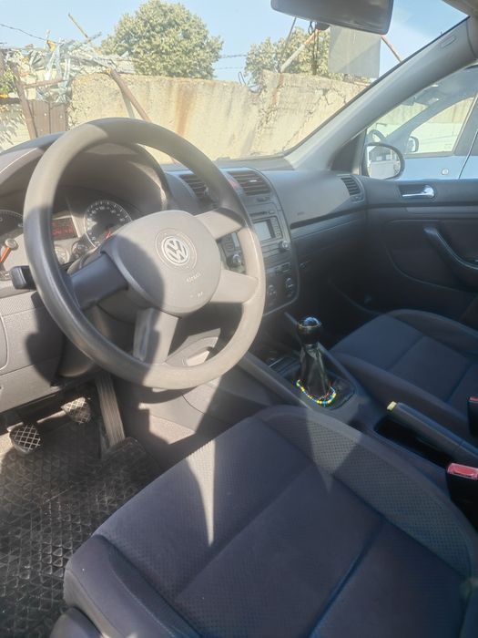Golf 5 BKC foarte bine intretinut