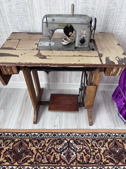 Швейная машина рабочая