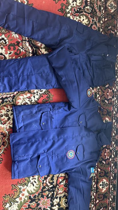 Продается военный ватник и бушлат.