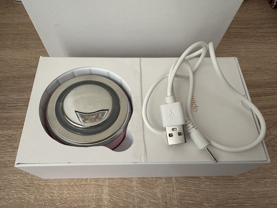 Комбиниран уред за лице с Почистваща четка и 4 лед светлини IREN SHIZEN SKIN GENIE PRO Cleansing Brush + LED Light Therapy