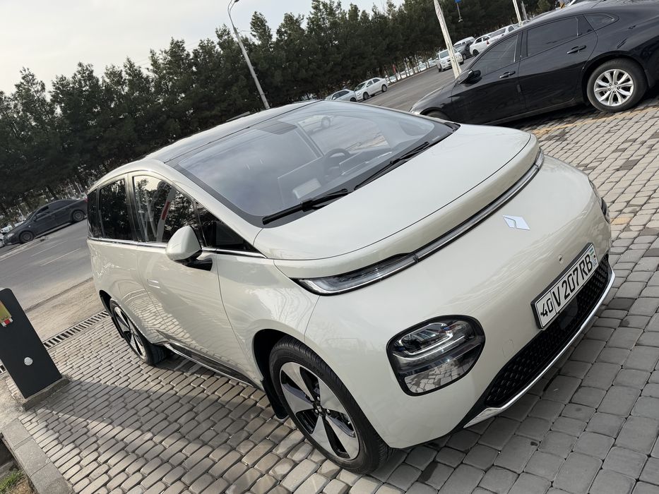 Wuling baojun 460 max