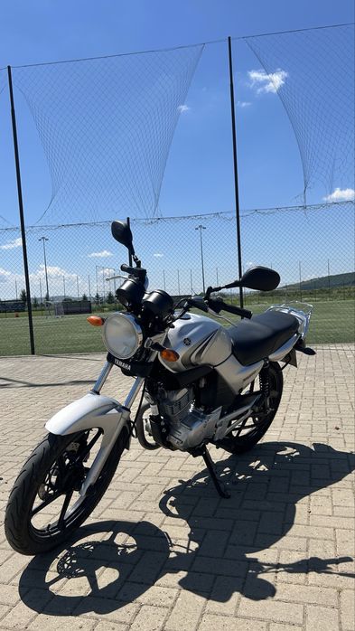 Vând Yamaha YBR 125