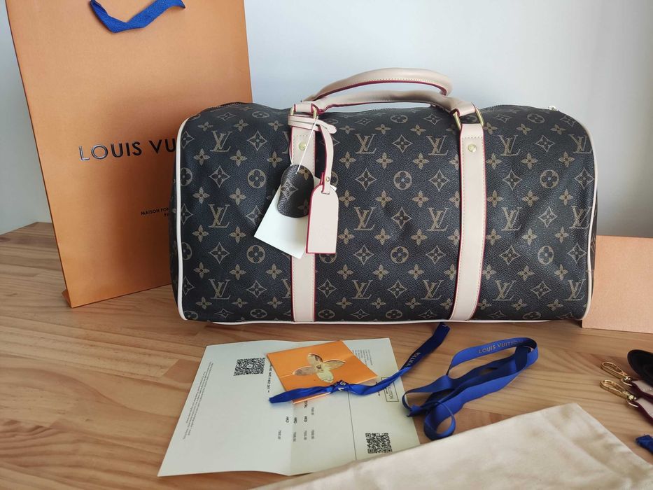 In stoc voiaj, geanta sport piele Louis Vuitton 1109.10