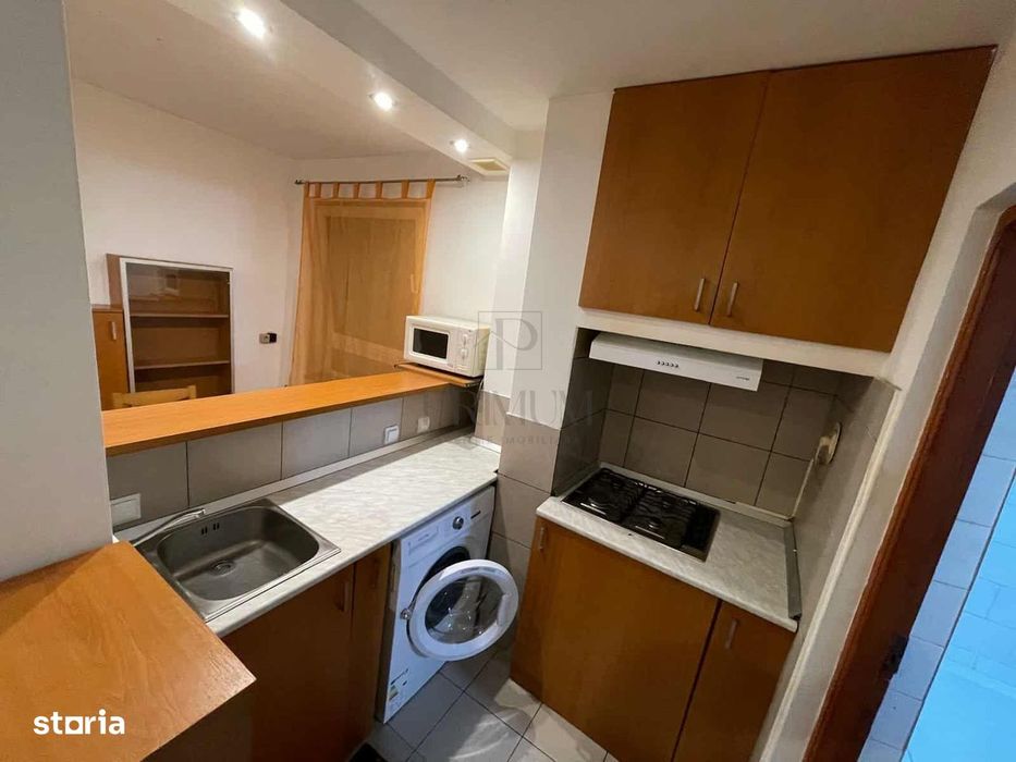 CENTRAL - AP. 1 CAMERA - mobilat, utilat + LIFT — fotografia 2