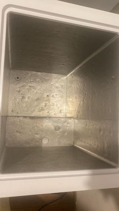 Морозильник в хорошем состоянии