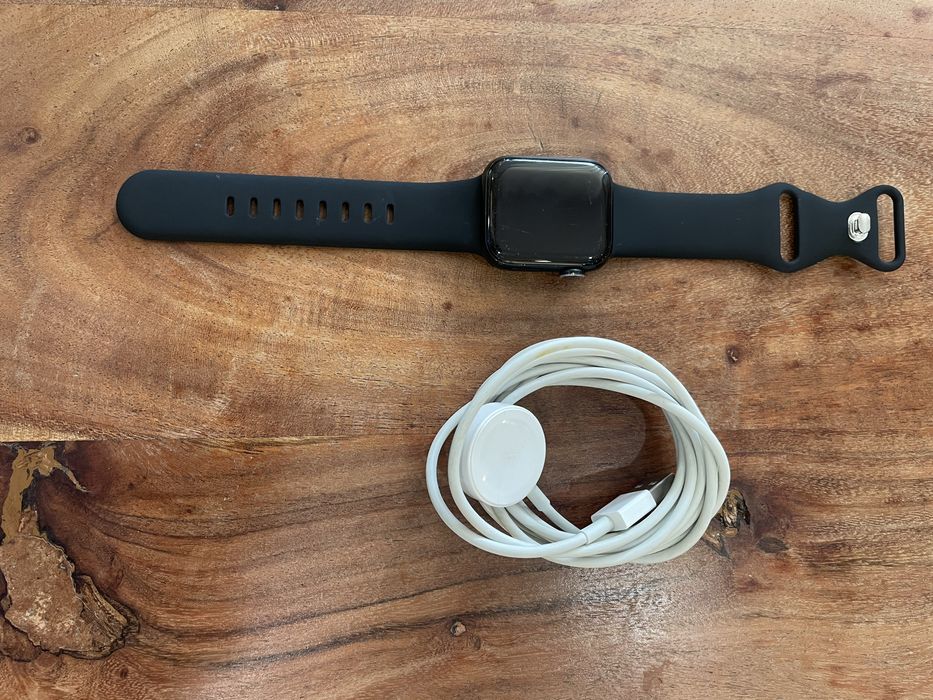 Apple watch SE 2nd gen 40mm LTE