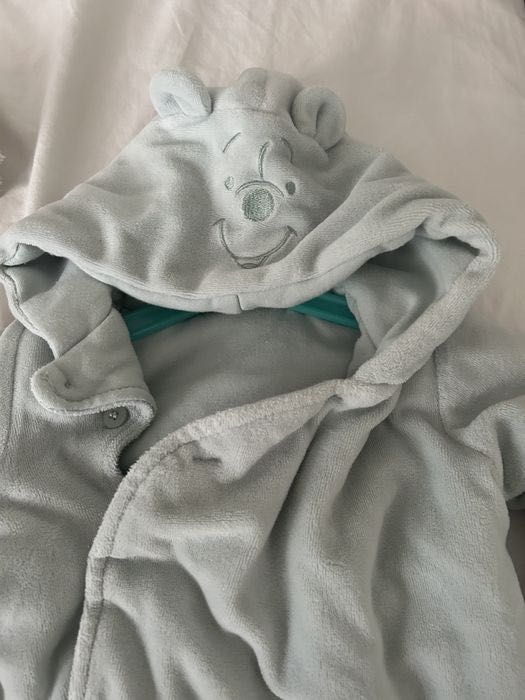 Якенца и космонавти George, HM