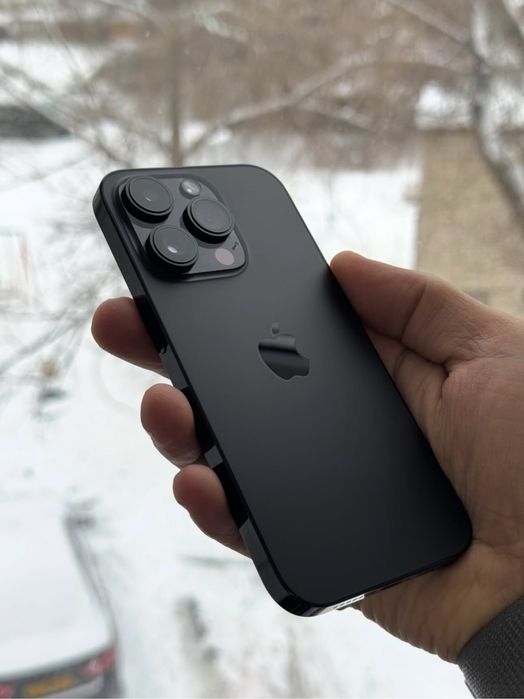 Продам Iphone 14 pro