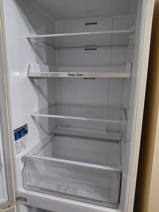 Продам холодильник Самсунг