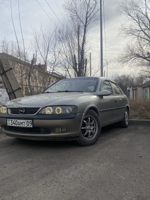 Опель вектра б 1,6