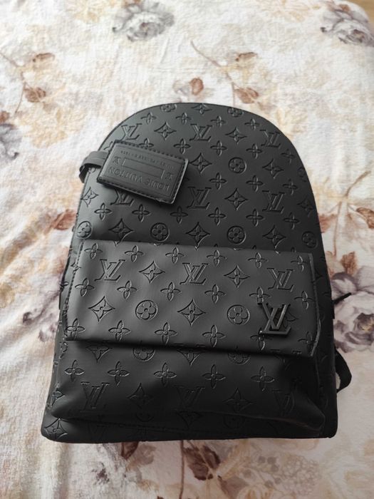 раници louis vuitton aerogram backpack 39х28см