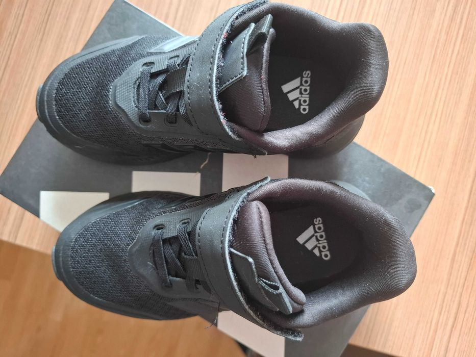 Pantofi sport Adidas