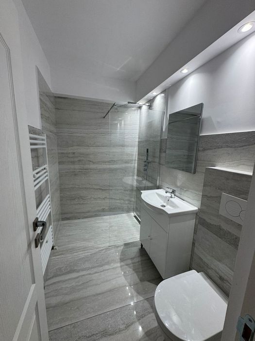 Inchiriere apartament central, et 1