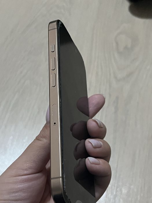 Iphone 16 pro Desert 256 гб