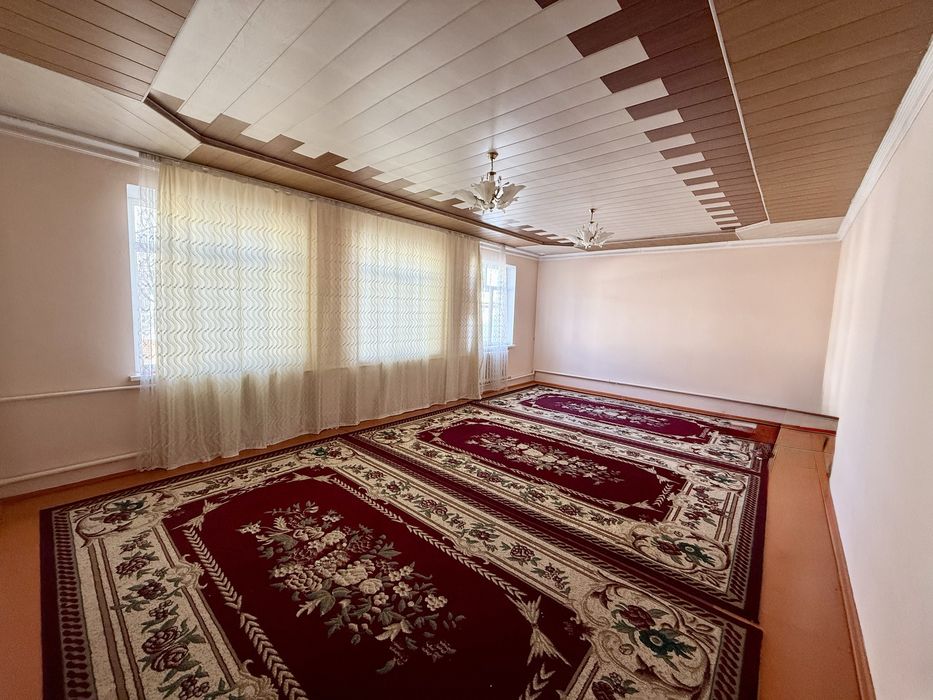 Жер үй сатылады!!