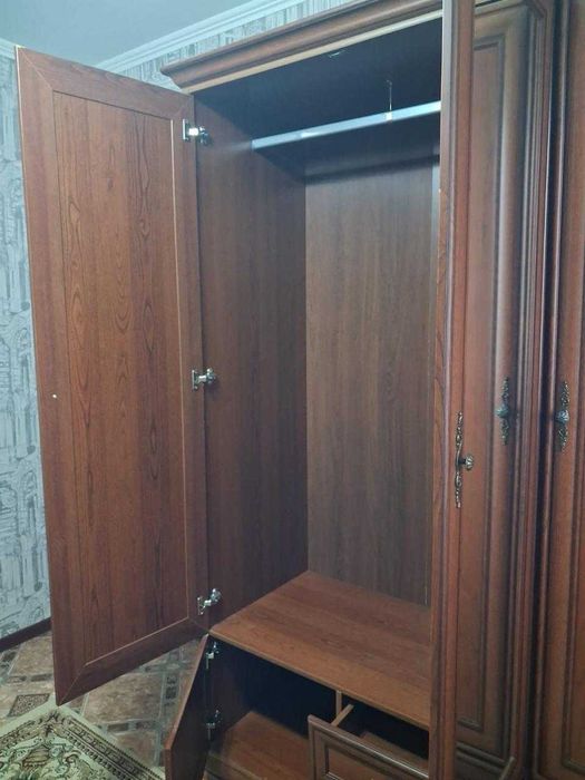 Продается шкаф в хорошем состояний