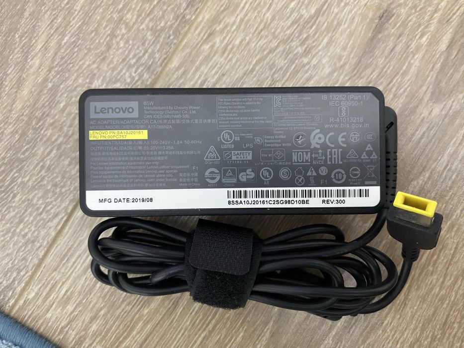 Зарядка Lenovo 65W
