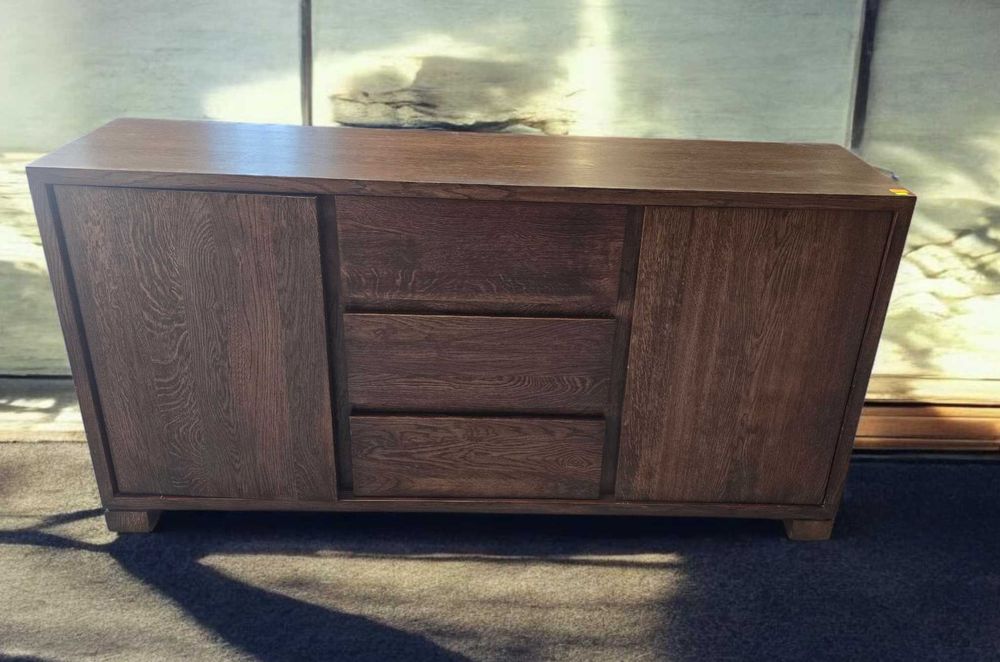 Дъбови контрабюфети и шкафове- внос от Нидерландия