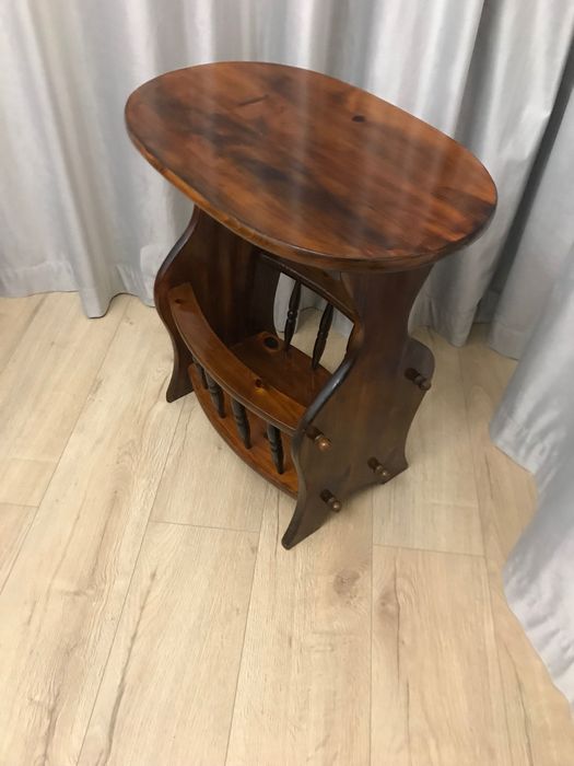 Маса от масивно дърво - махагон