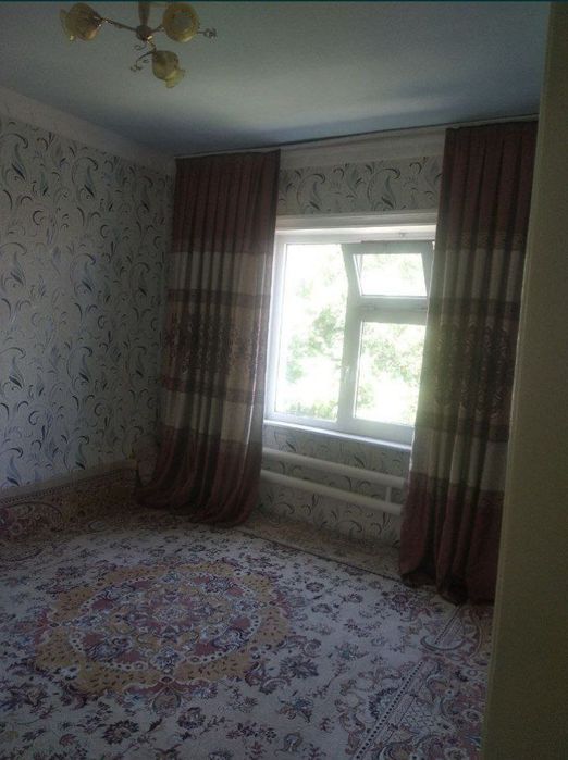 Qibray markazida 3 xonali uy sotiladi 77 serya